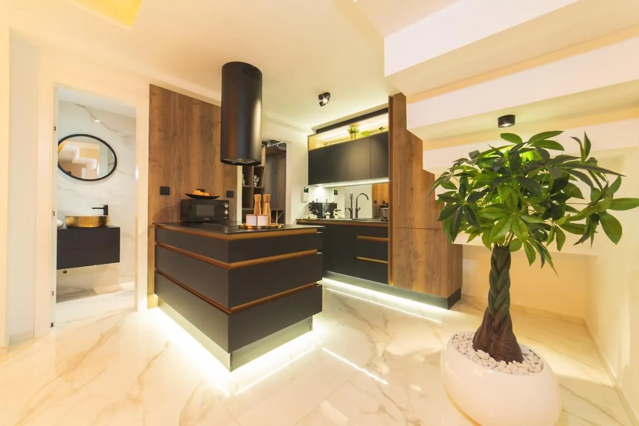 Luxury Villa Favela With Heated Pool Trogir