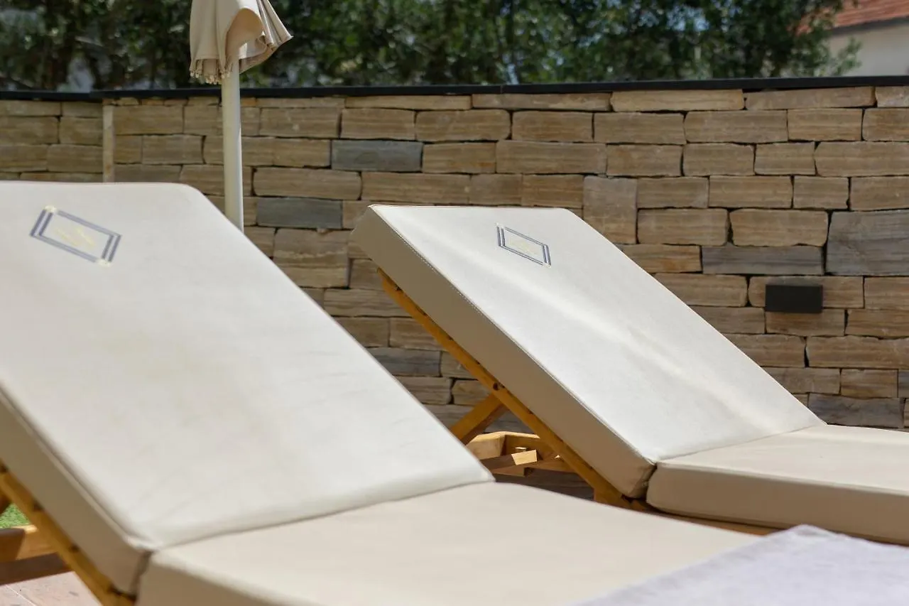 Luxury Villa Favela With Heated Pool Trogir Kroatien