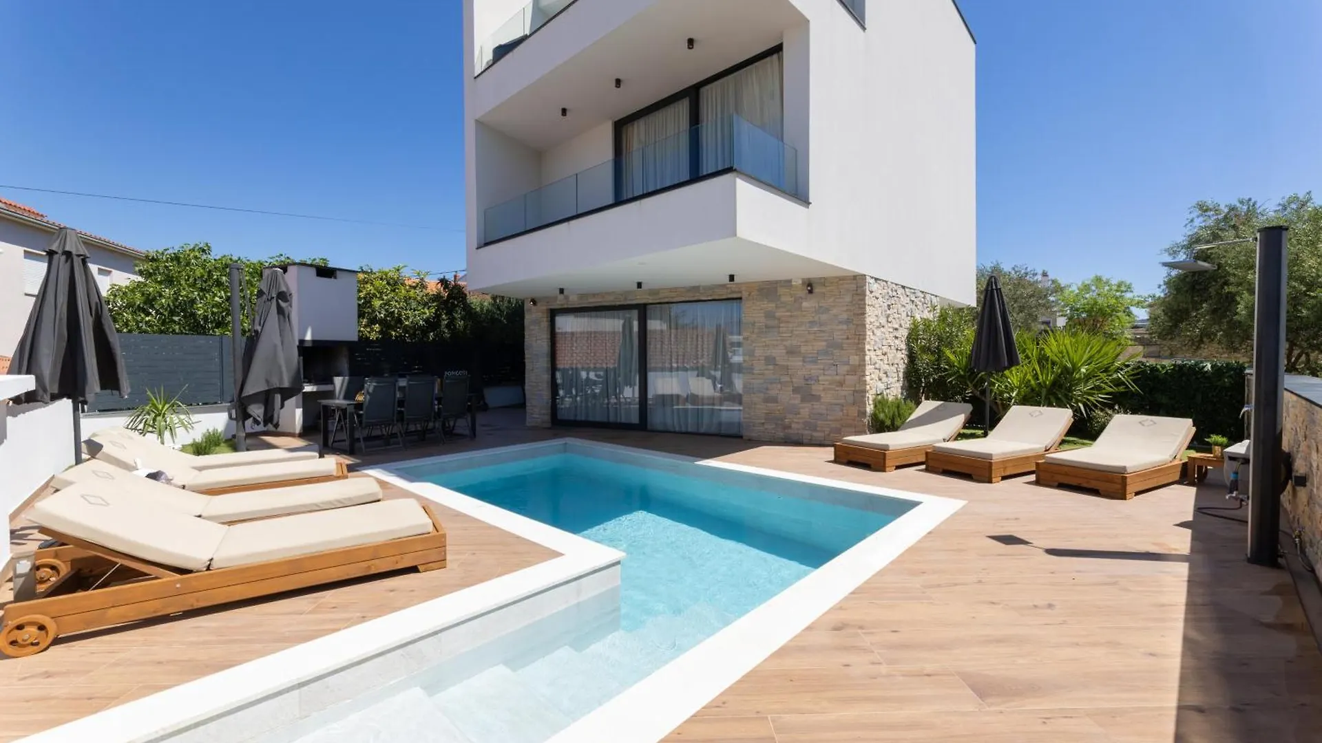 Luxury Villa Favela With Heated Pool Trogir