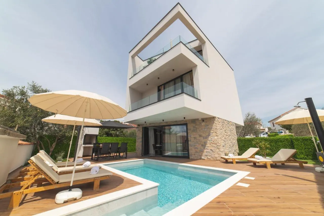 טרוגיר Luxury Villa Favela With Heated Pool 0*,